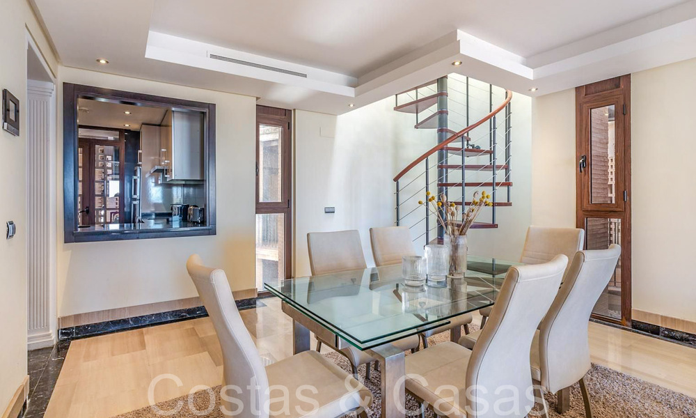 Penthouse à vendre dans un complexe de première ligne de plage sur le New Golden Mile entre Marbella et Estepona 69327