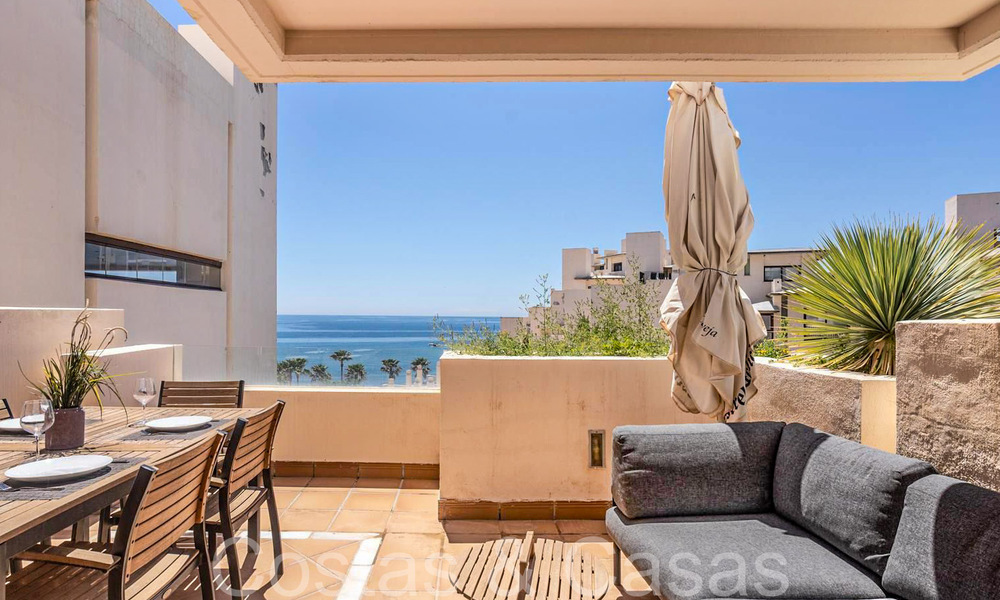 Penthouse à vendre dans un complexe de première ligne de plage sur le New Golden Mile entre Marbella et Estepona 69340