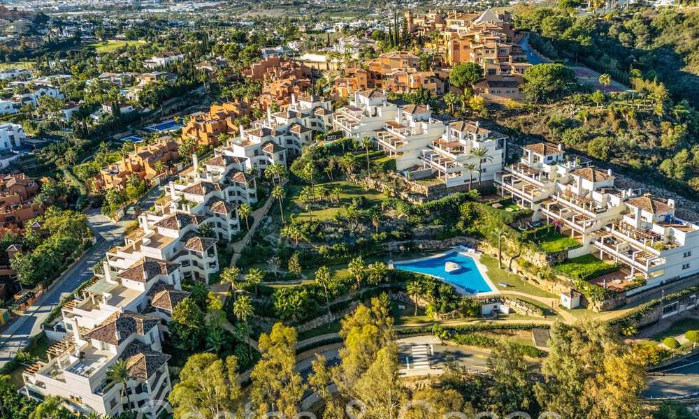Penthouse en duplex de premier ordre avec vue panoramique sur la mer et piscine privée à vendre à Nueva Andalucia, Marbella 69449