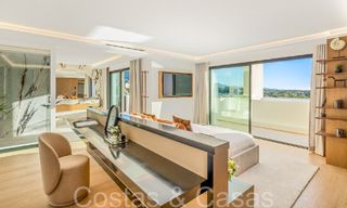 Penthouse en duplex de premier ordre avec vue panoramique sur la mer et piscine privée à vendre à Nueva Andalucia, Marbella 69459 