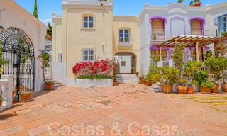 Charmante maison de ville à vendre dans une urbanisation fermée sur les collines de Marbella - Benahavis 69487 