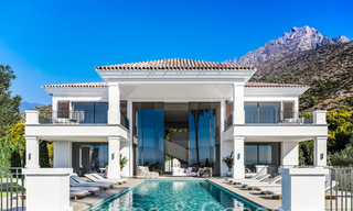 Majestueuse et classique villa de luxe andalouse à vendre dans l'exclusive Cascada de Camojan à Marbella 69498 