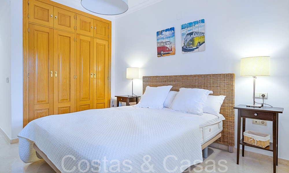 Spacieuse appartement de 3 chambres à vendre à quelques pas de la plage et du centre de San Pedro, Marbella 69557