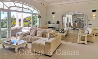 Villa méditerranéenne classique avec vue imprenable sur la mer à vendre, dans le complexe exclusif de La Zagaleta à Benahavis - Marbella 69743 