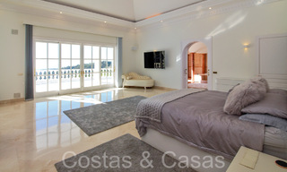 Villa méditerranéenne classique avec vue imprenable sur la mer à vendre, dans le complexe exclusif de La Zagaleta à Benahavis - Marbella 69754 