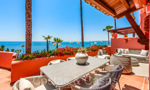 Appartement sophistiqué en première ligne de plage à vendre dans un complexe exclusif sur le New Golden Mile, Marbella - Estepona 69959