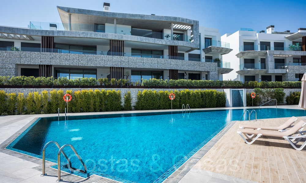 Prêt à emménager, penthouse contemporain avec vue panoramique sur la mer à vendre dans un complexe de haut standing à Benahavis - Marbella 69995