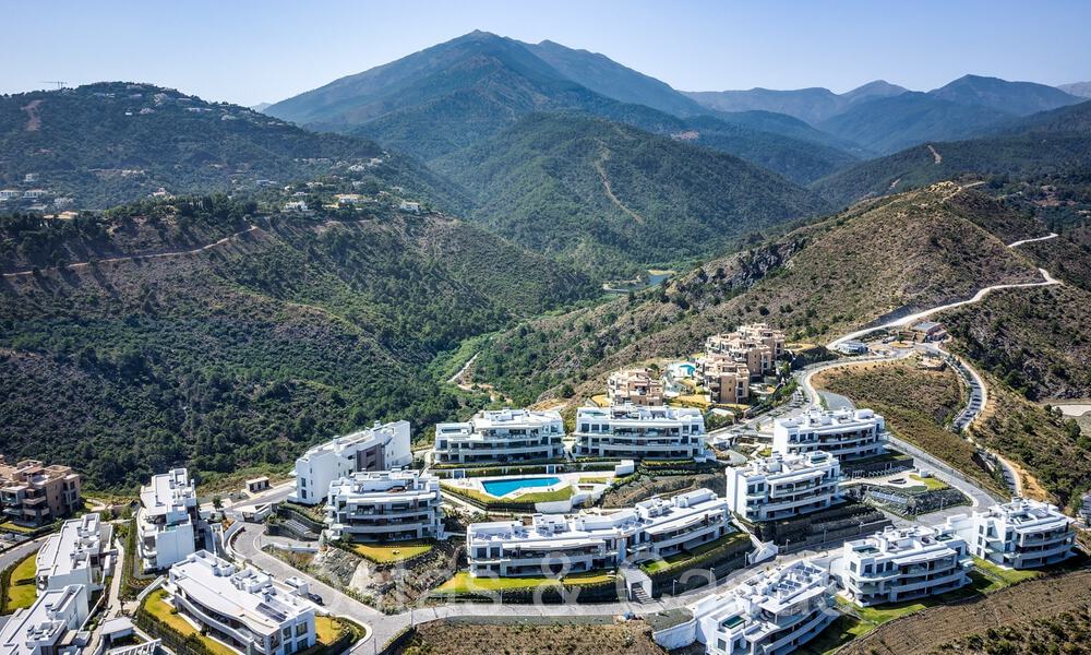 Prêt à emménager, penthouse contemporain avec vue panoramique sur la mer à vendre dans un complexe de haut standing à Benahavis - Marbella 69996