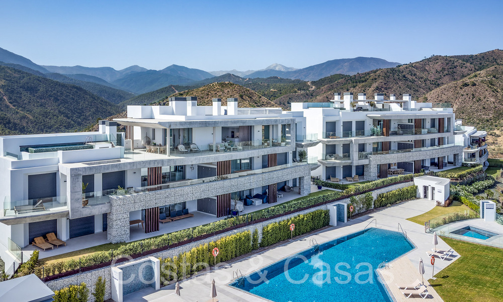 Prêt à emménager, penthouse contemporain avec vue panoramique sur la mer à vendre dans un complexe de haut standing à Benahavis - Marbella 69999