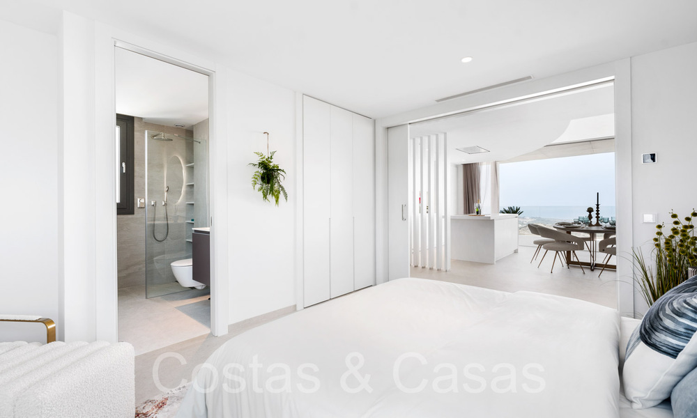 Prêt à emménager, penthouse contemporain avec vue panoramique sur la mer à vendre dans un complexe de haut standing à Benahavis - Marbella 70002