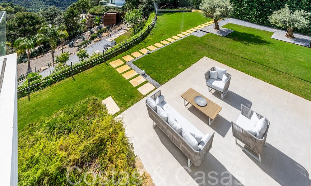 Villa de luxe prête à emménager avec vue panoramique à vendre dans une communauté fermée de Benahavis - Marbella 70059