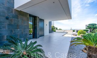 Villa de luxe prête à emménager avec vue panoramique à vendre dans une communauté fermée de Benahavis - Marbella 70066 