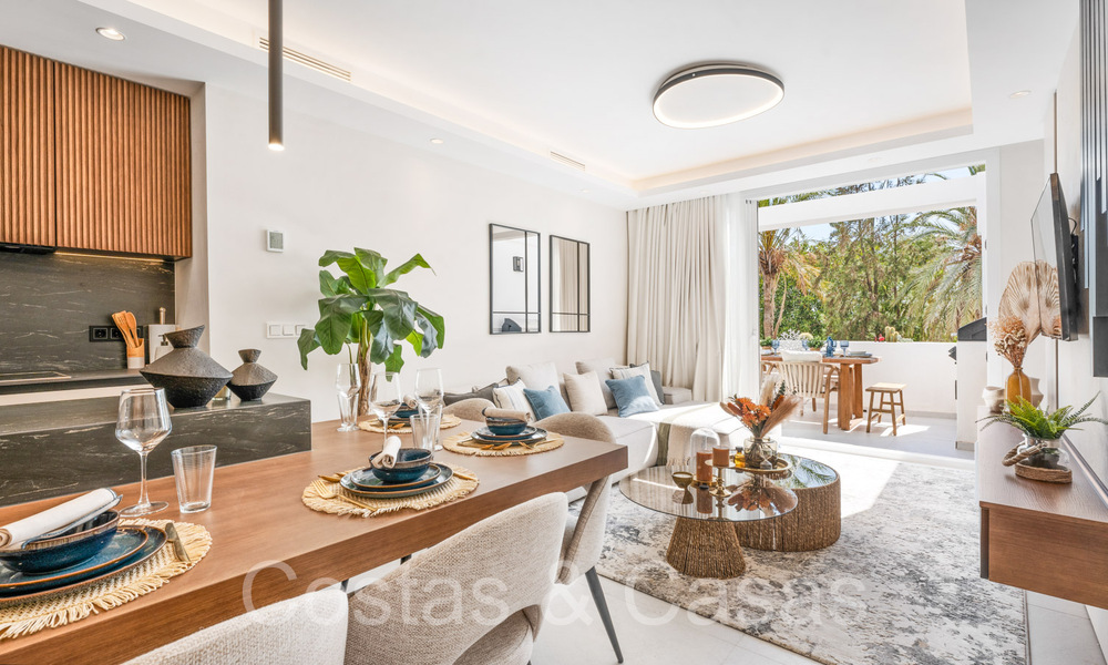 Appartement luxueusement rénové avec vue sur le golf et la mer à vendre, adjacent à un parcours de golf à La Quinta, Benahavis - Marbella 69940