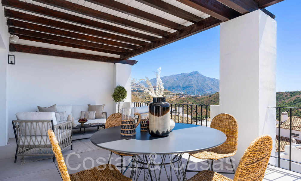 Penthouse sophistiqué prêt à emménager à vendre dans une enclave de golf fermée de La Quinta à Benahavis - Marbella 70194