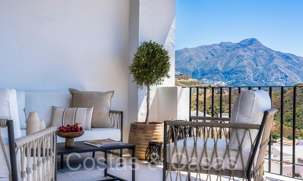 Penthouse sophistiqué prêt à emménager à vendre dans une enclave de golf fermée de La Quinta à Benahavis - Marbella 70197