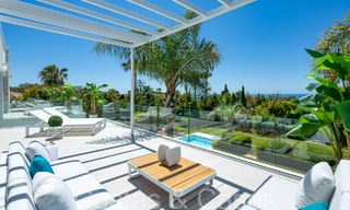 Villa design primée à l'architecture moderne à vendre à quelques pas de la plage à l'est de Marbella 70356 