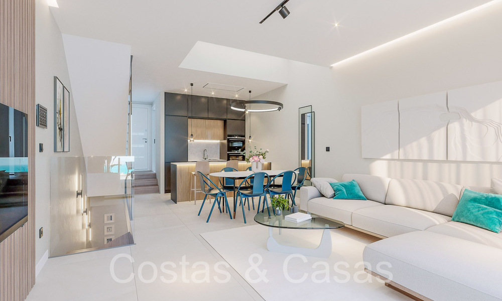 Nouveau sur le marché! Maisons de ville modernes de 3 chambres avec jardin privé à vendre à Fuengirola, Costa del Sol 70169