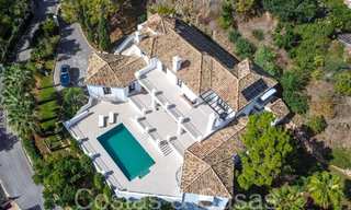 Sublime villa de luxe méditerranéenne avec vue panoramique sur la mer à vendre à El Madroñal, Marbella - Benahavis 70386 