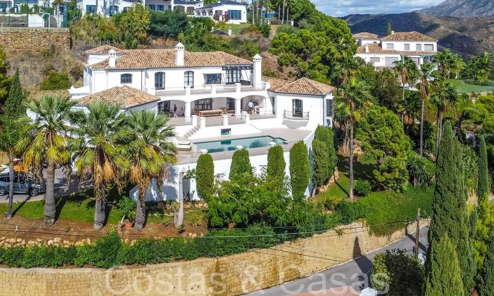 Sublime villa de luxe méditerranéenne avec vue panoramique sur la mer à vendre à El Madroñal, Marbella - Benahavis 70396