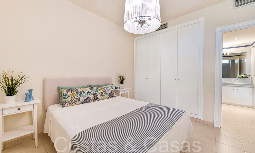 Villa de luxe espagnole avec vue imprenable à vendre, nichée dans la verdure d'Istan, Costa del Sol 70419