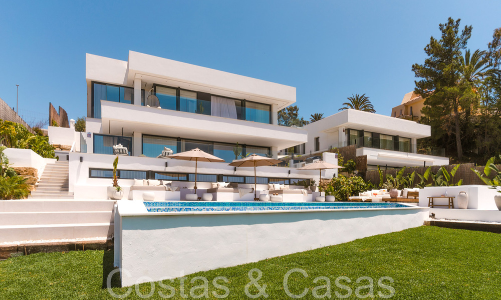 Prête à emménager, villa moderne de nouvelle construction avec vue panoramique sur la mer à vendre à Nueva Andalucia, Marbella 70448