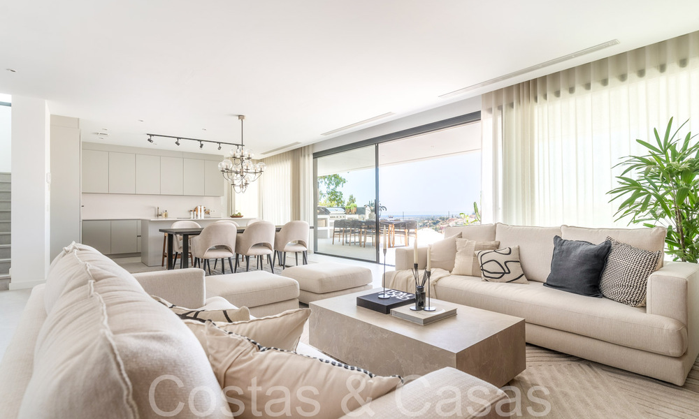 Prête à emménager, villa moderne de nouvelle construction avec vue panoramique sur la mer à vendre à Nueva Andalucia, Marbella 70459