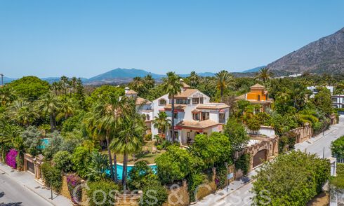 À rénover, villa andalouse à vendre dans un emplacement privilégié exclusif à quelques minutes du Golden Mile de Marbella 70570