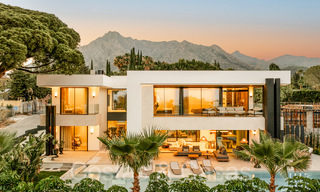 Villa sophistiquée de nouvelle construction à vendre proche de toutes commodités sur le célèbre Golden Mile de Marbella 70634 