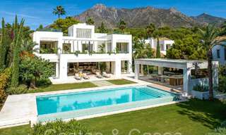 Villa de luxe moderne à vendre dans une urbanisation fermée sur le Golden Mile de Marbella 70770 