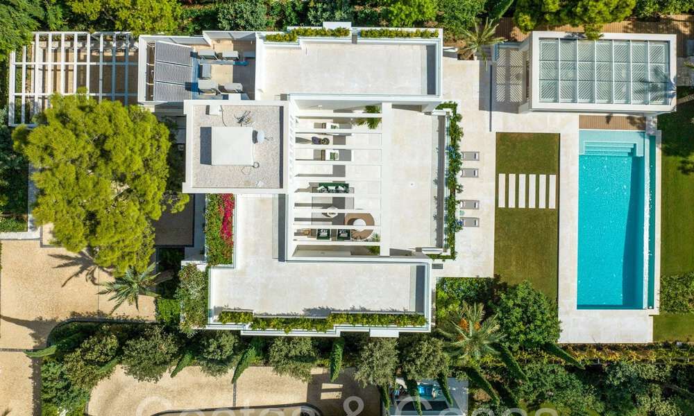 Villa de luxe moderne à vendre dans une urbanisation fermée sur le Golden Mile de Marbella 70771