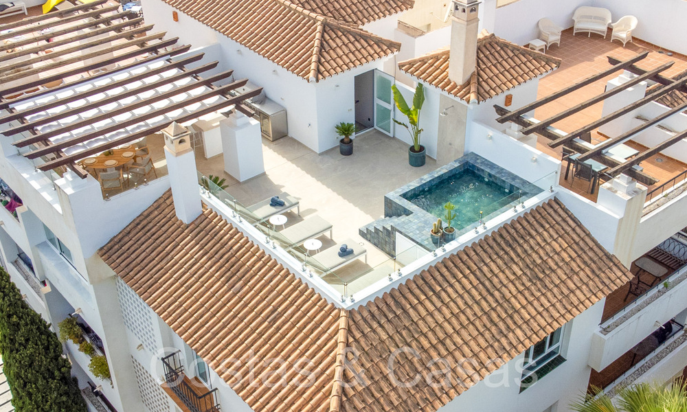 Magnifique penthouse avec grand solarium et piscine à vendre à Nueva Andalucia, Marbella 71221