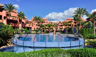 Luxueux appartement au rez-de-chaussée à vendre dans un complexe balnéaire 5 étoiles sur le New Golden Mile entre Marbella et Estepona 71408 