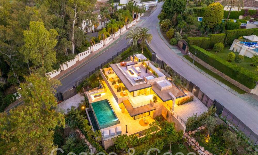 Villa sophistiquée de nouvelle construction à vendre proche de toutes commodités à Nueva Andalucia, Marbella 71466