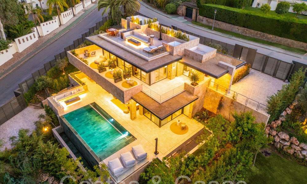 Villa sophistiquée de nouvelle construction à vendre proche de toutes commodités à Nueva Andalucia, Marbella 71467