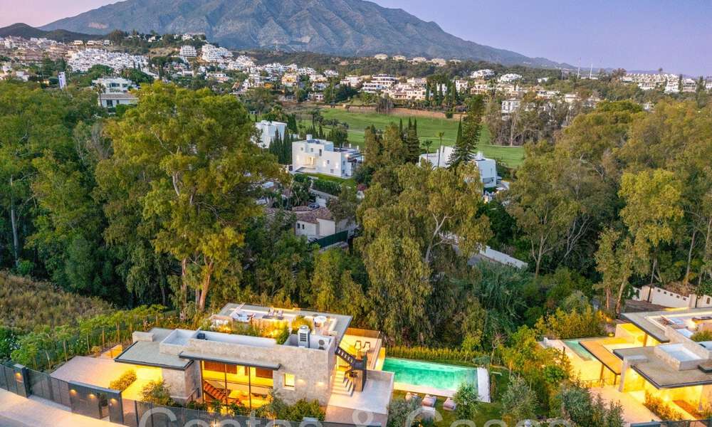 Villa sophistiquée de nouvelle construction à vendre à proximité de toutes les commodités à Nueva Andalucia, Marbella 71536