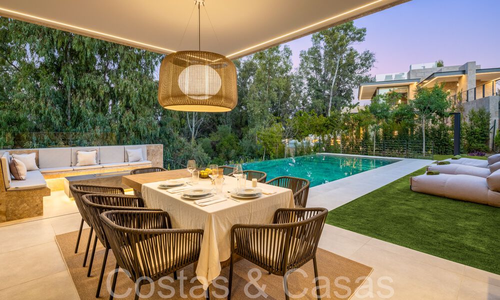 Villa sophistiquée de nouvelle construction à vendre à proximité de toutes les commodités à Nueva Andalucia, Marbella 71539