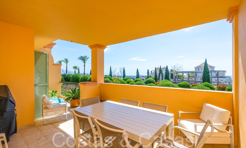 Superbe appartement à vendre dans un complexe de golf 5 étoiles sur le New Golden Mile à Benahavis - Marbella 71643