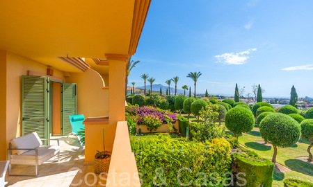 Superbe appartement à vendre dans un complexe de golf 5 étoiles sur le New Golden Mile à Benahavis - Marbella 71649