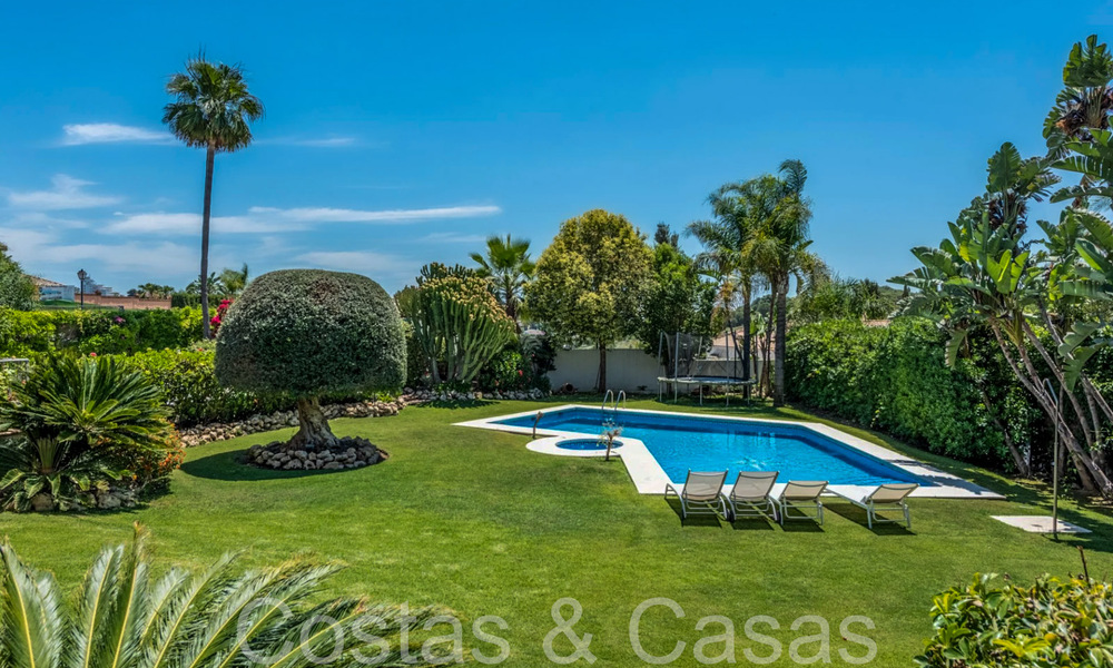 Villa de luxe de caractère à vendre dans une urbanisation privilégiée à Benahavis - Marbella 71822