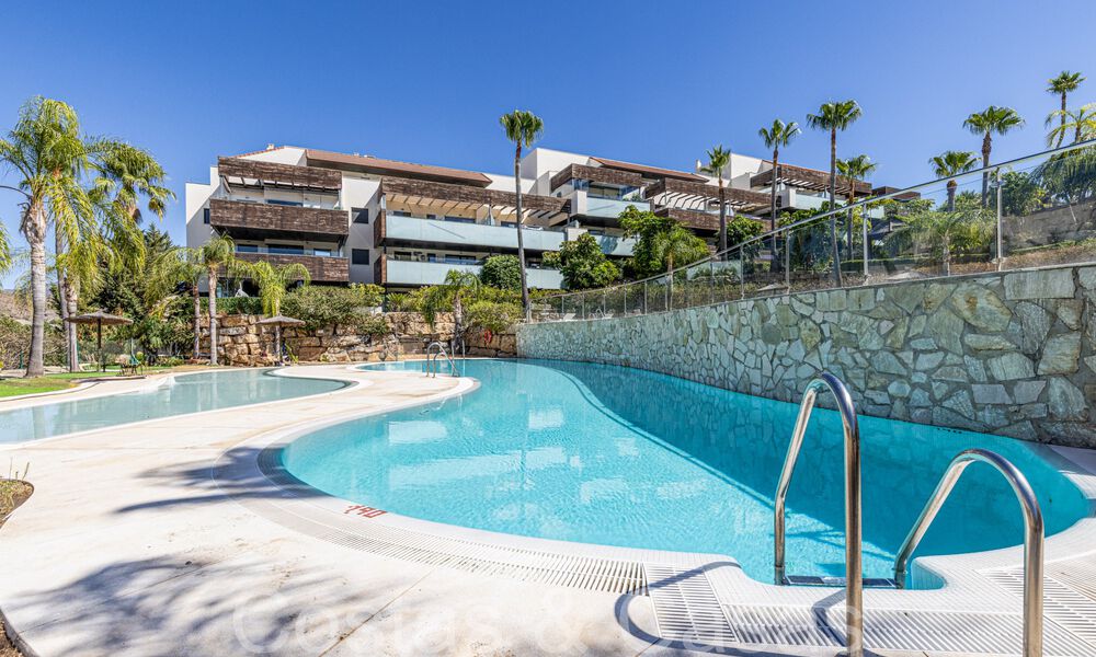 Appartement de golf moderne à vendre dans le prestigieux complexe 5* Los Flamingos Golf Resort au Nouveau Golden Mile, Marbella - Benahavís 71684