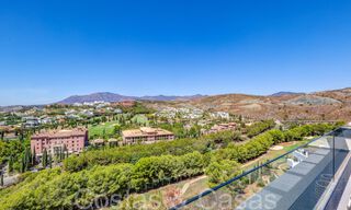 Appartement de golf moderne à vendre dans le prestigieux complexe 5* Los Flamingos Golf Resort au Nouveau Golden Mile, Marbella - Benahavís 71713 