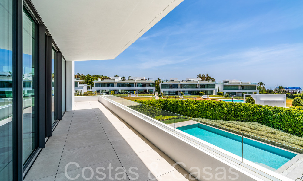 Villa design sophistiquée à vendre près de la plage au cœur du Golden Mile de Marbella 72019