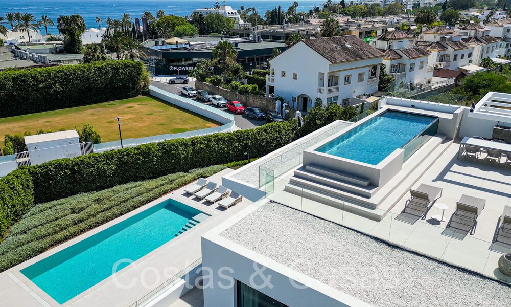 Villa design sophistiquée à vendre près de la plage au cœur du Golden Mile de Marbella 72049