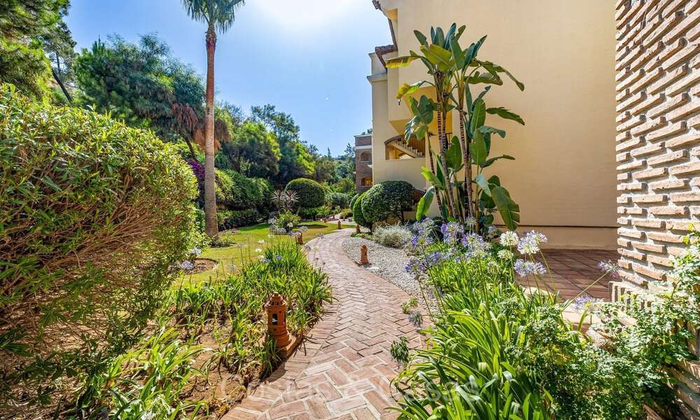 Prêt à emménager, spacieux appartement de 3 chambres à vendre entouré de terrains de golf à Benahavis - Marbella 72132