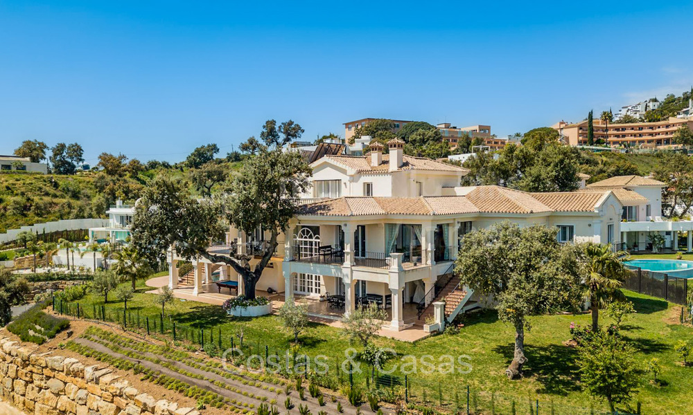 Majestueuse villa de style méditerranéen à vendre, avec vue sur la mer, dans un environnement naturel à l'est du centre de Marbella 72168