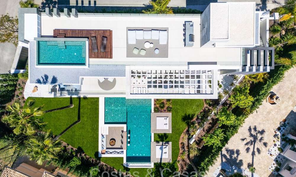 Impressionnante villa au design contemporain à vendre à Nueva Andalucia, Marbella 72200