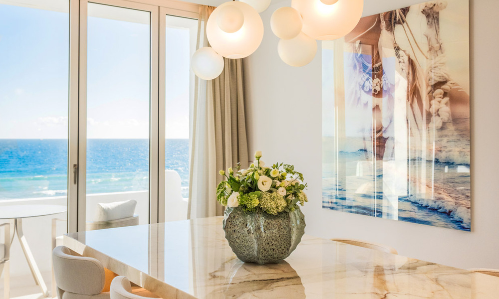 Penthouse de prestige avec vue frontale sur la mer à vendre, première ligne de plage à Puente Romano, Golden Mile, Marbella 72335