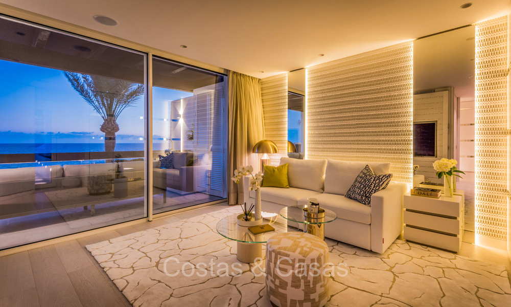 Penthouse de prestige avec vue frontale sur la mer à vendre, première ligne de plage à Puente Romano, Golden Mile, Marbella 72352