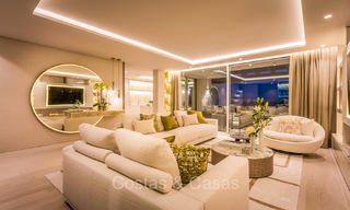 Penthouse de prestige avec vue frontale sur la mer à vendre, première ligne de plage à Puente Romano, Golden Mile, Marbella 72359 