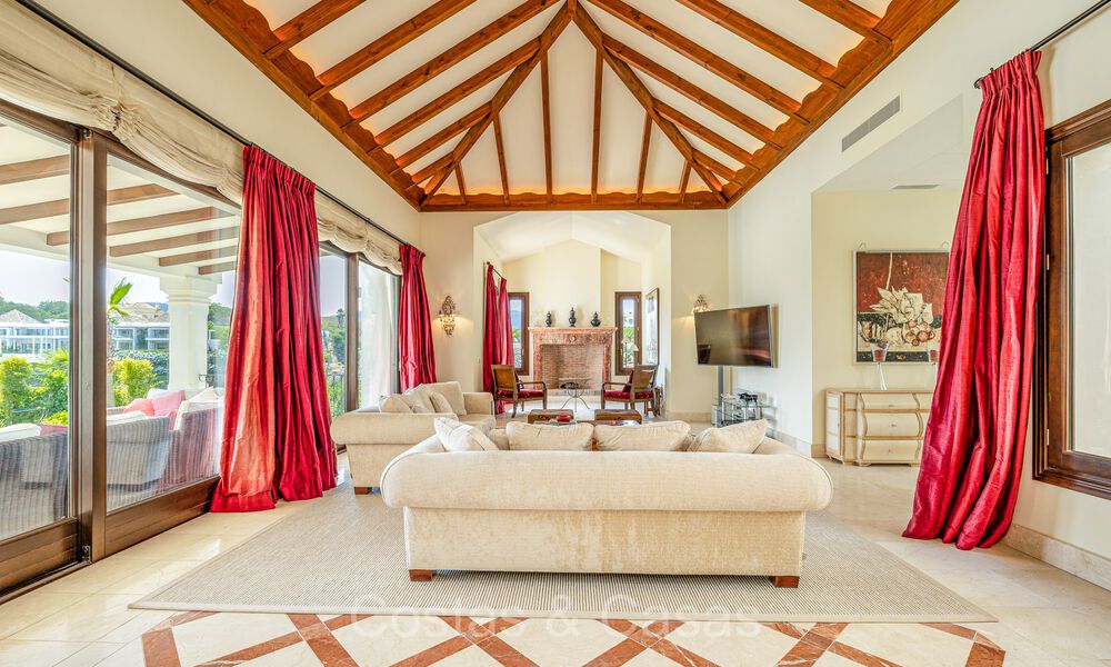 Prestigieuse villa de luxe espagnole à vendre à côté du terrain de golf dans La Zagaleta, Benahavis - Marbella 72467